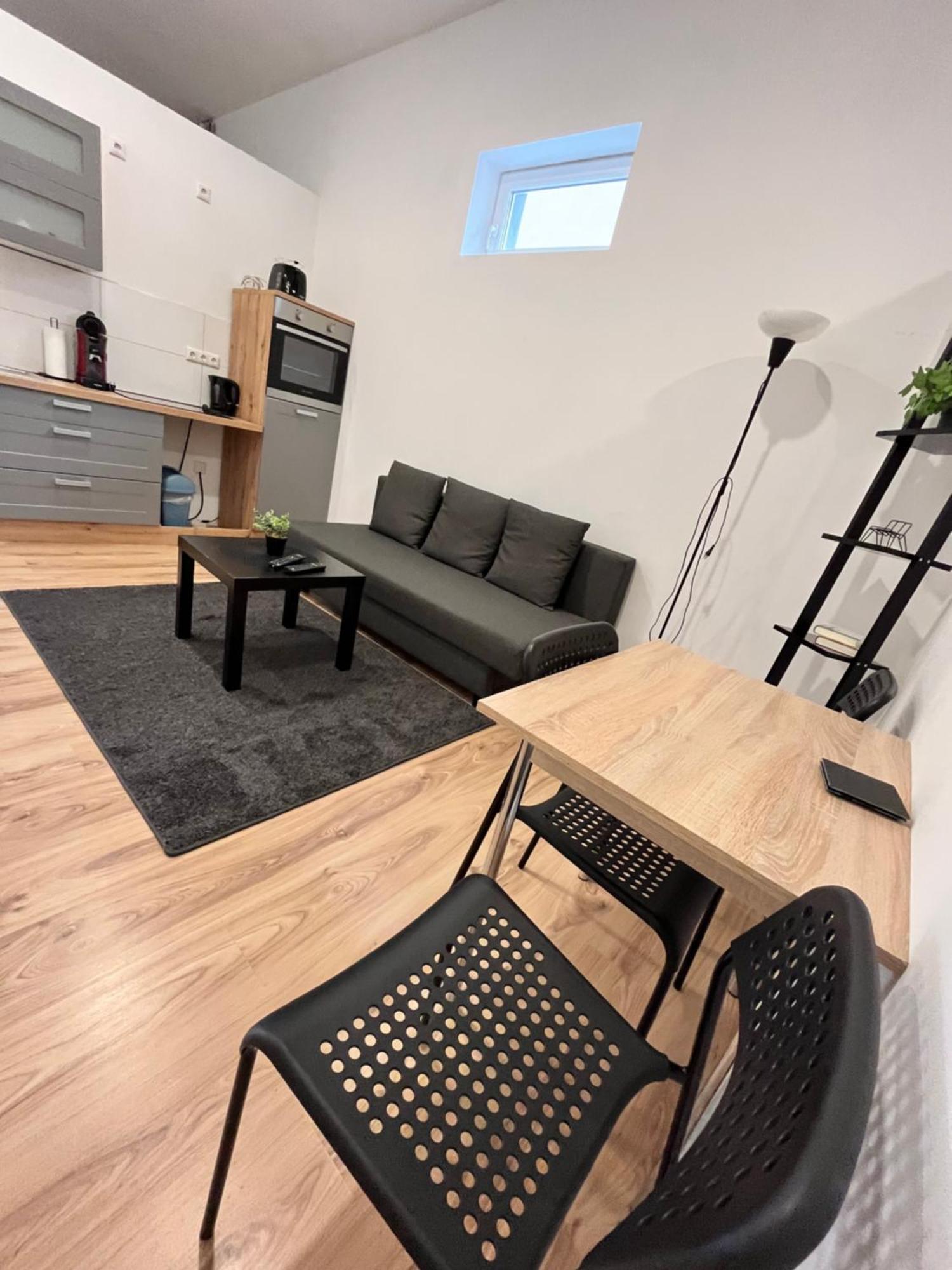 Apartment Central 10A 40Qm Wi-Fi Free Parking Calm Back House Дортмунд Экстерьер фото